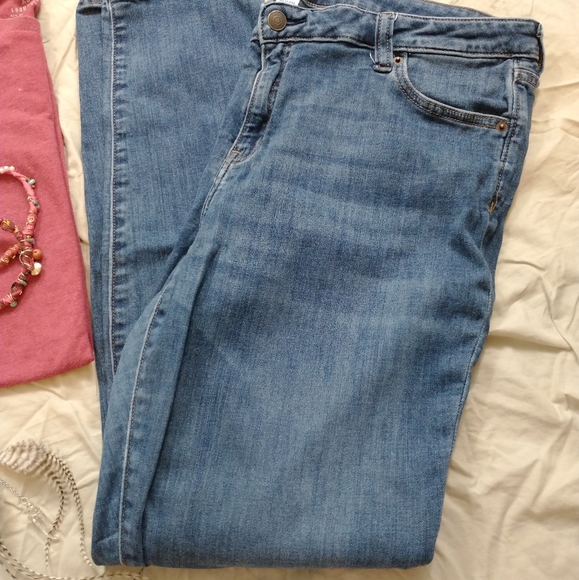 Amazon Basics Skinny Jeans - Picture 2 of 4